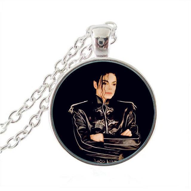 Necklace Michael Jackson 5973539