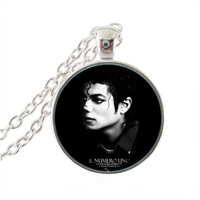 Necklace Michael Jackson 5973539