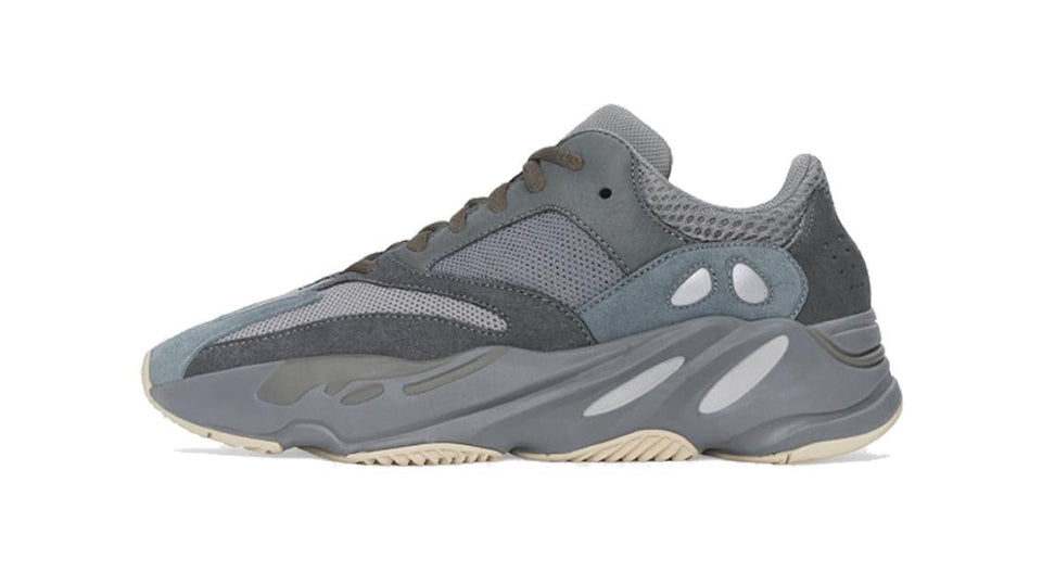 Adidas Yeezy Boost 700 Teal Blue FW2499 01