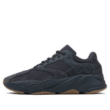 Adidas Yeezy Boost 700 Utility Black FV5304 01