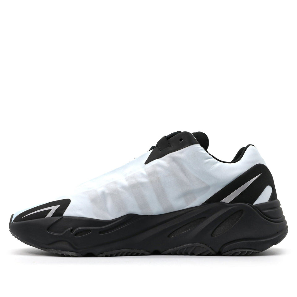 Adidas Yeezy Boost 700 Blue Tint GZ0711 01