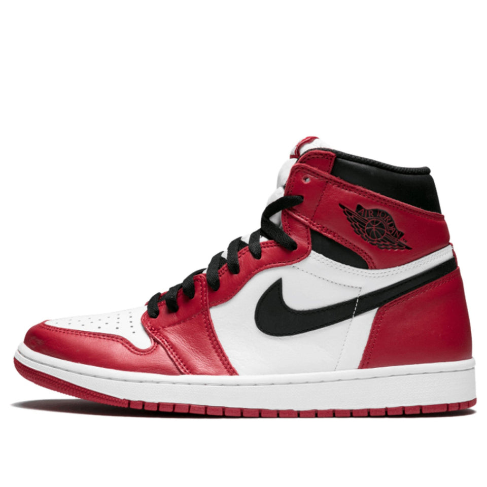 Nike Air Jordan 1 Retro High OG Chicago 555088-101 01