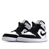 Air Jordan 1 Mid \Diamond Shorts\ Diamond Shorts DH6933-100 01