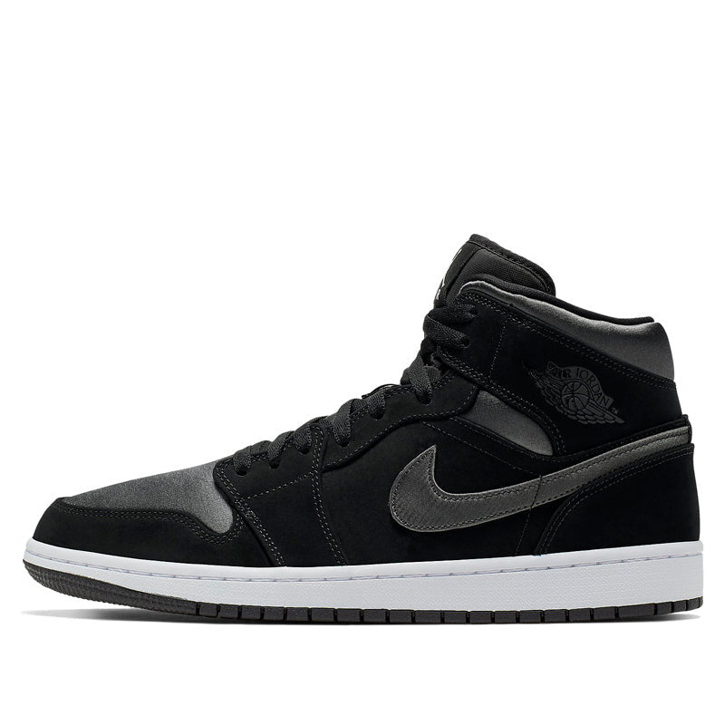 Nike Air Jordan 1 Mid SE Black 852542-012 01