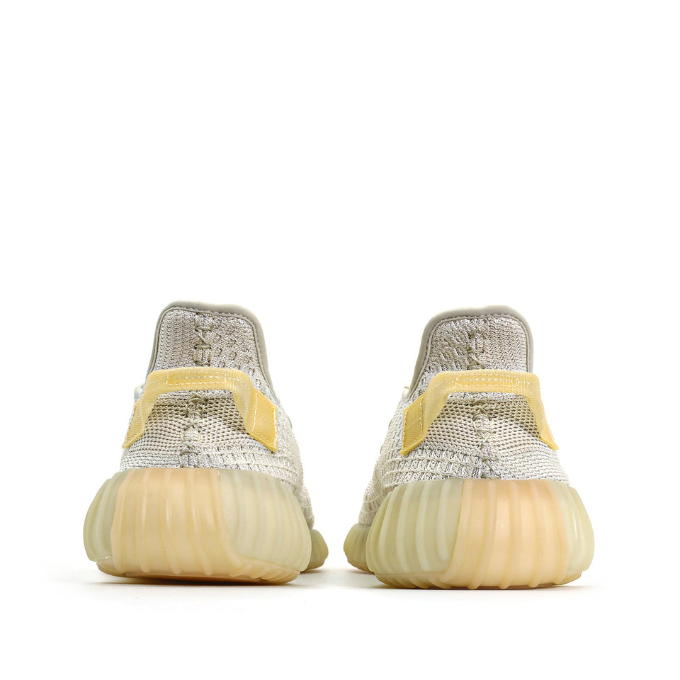 Adidas Aidias Yeezy Boost 350 V2 Light GY3438 01