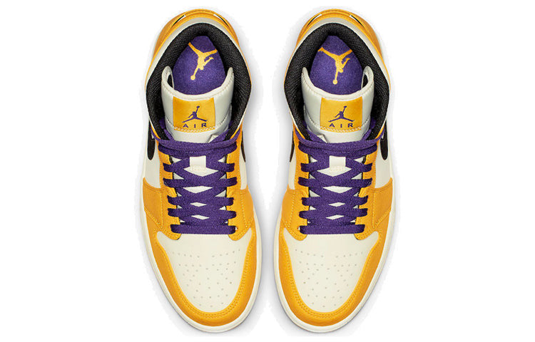 Nike Air Jordan 1 Mid SE University Gold 852542-700 01