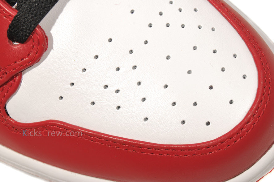 Nike Air Jordan 1 Retro High OG Retro - Chicago 332550-163 01