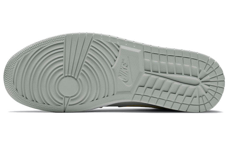 Nike Air Jordan 1 Mid SE 'Tan Grey' DA4666-001 01