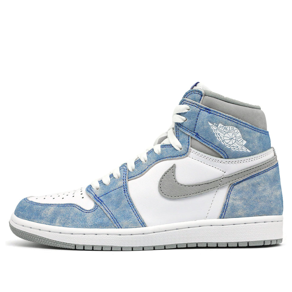Nike Air Jordan 1 Retro High OG Hyper Royal 555088-402 01