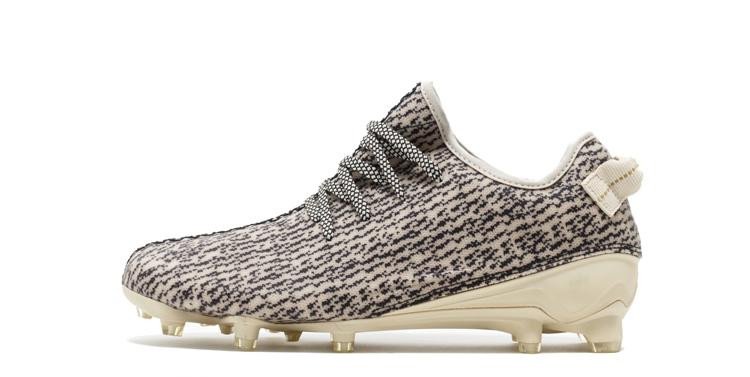 Adidas Yeezy 350 Cleat 'Turtle Dove' Core White/Core Black/Gold Metallic B42410 01