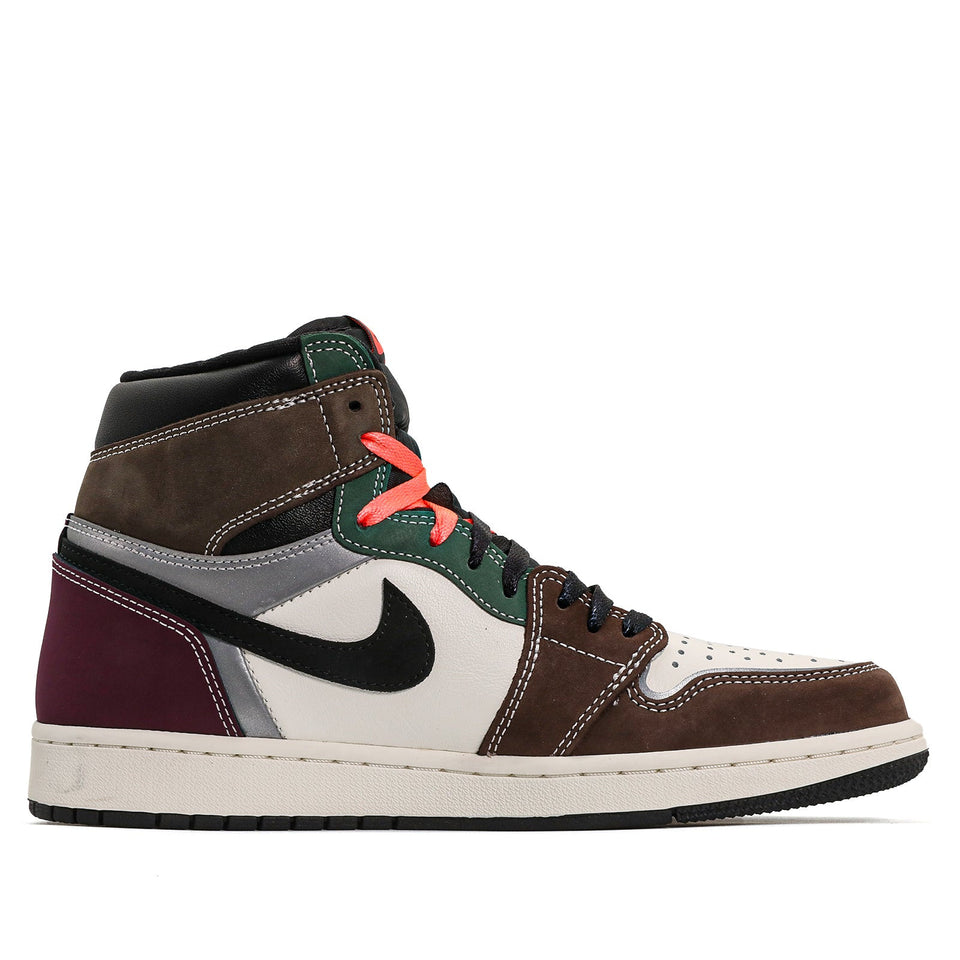 Nike Air Jordan 1 High OG Hand Crafted DH3097-001 01
