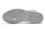 Nike Air Jordan 1 Mid 'Smoke Grey' Light Smoke Grey/Black/White 554724-092 01