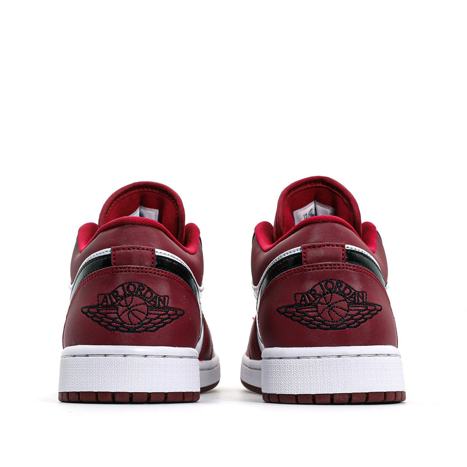 Nike Air Jordan 1 Low 'Noble Red' 553558-604 01