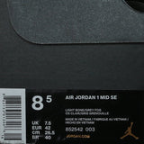 Nike Air Jordan 1 Mid SE Light Bone Reflective Silver 852542-003 01