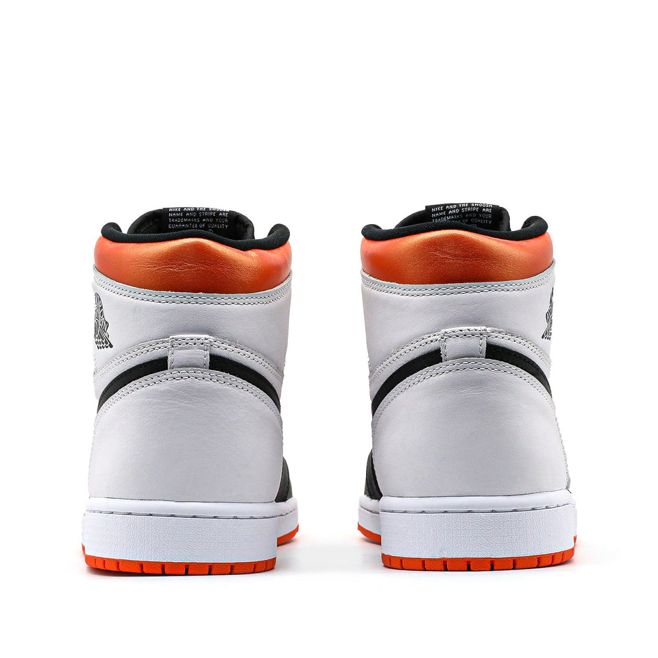 Nike Air Jordan 1 Retro High OG Electro Orange 555088-180 01