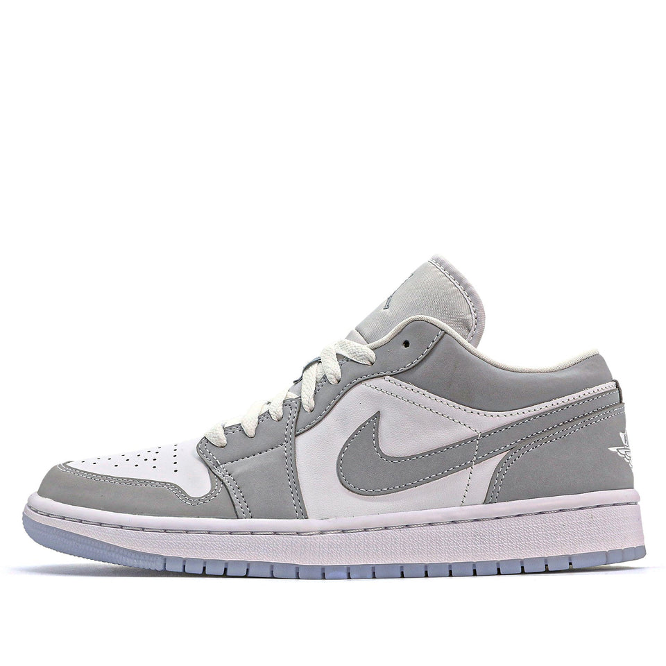 Womens Air Jordan 1 Low Wolf Grey DC0774-105 01