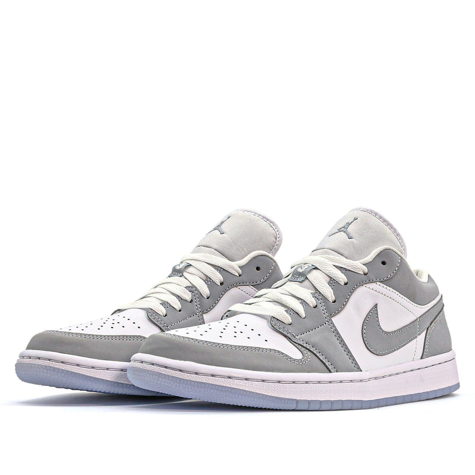 Womens Air Jordan 1 Low Wolf Grey DC0774-105 01