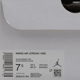 Womens WMNS Air Jordan 1 Mid USA BQ6472-164 01