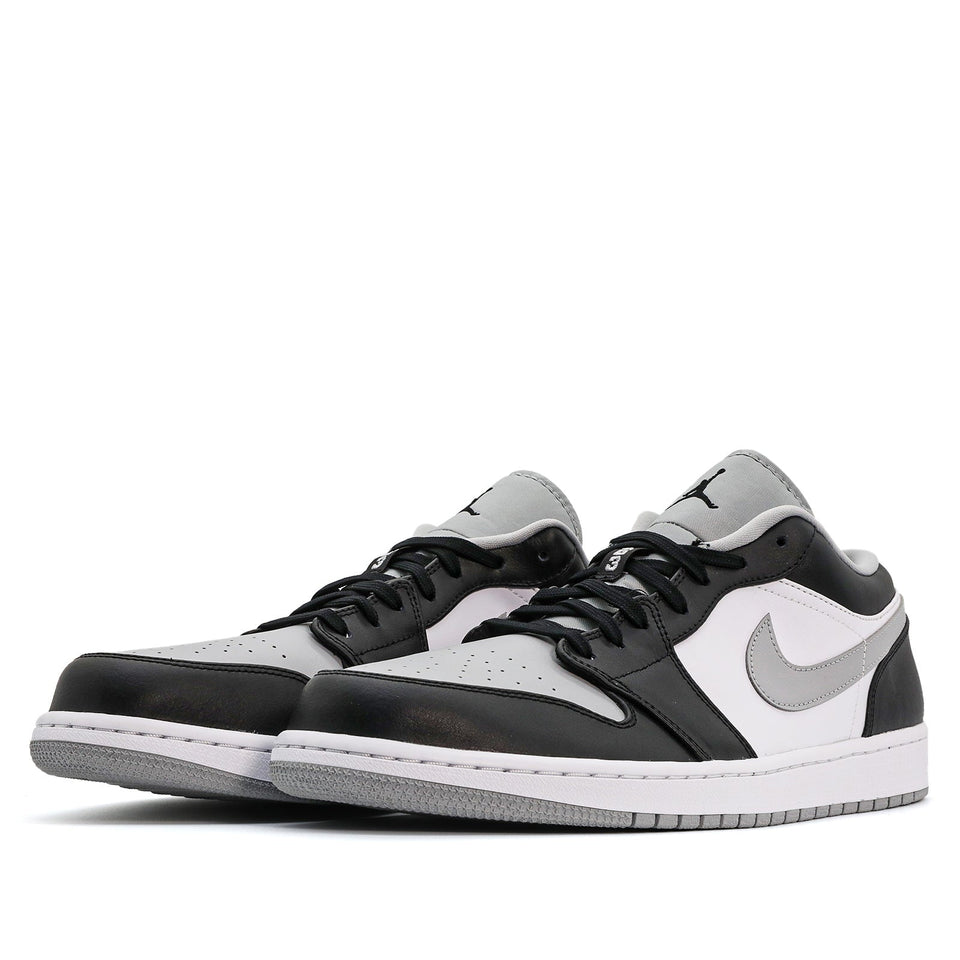 Nike Air Jordan 1 Low 'Smoke Grey' Black/Black/Light Smoke Grey/White 553558-039 01