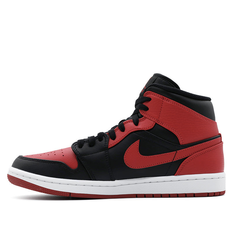 Nike Air Jordan 1 Mid Banned 554724-074 01