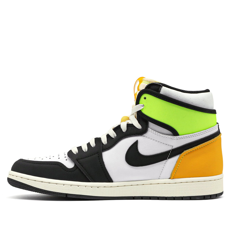 Nike Air Jordan 1 Retro High OG Volt Gold 555088-118 01