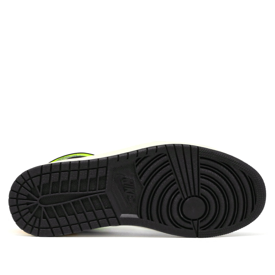Nike Air Jordan 1 Retro High OG Volt Gold 555088-118 01