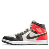 Womens Air Jordan 1 Mid Newsprint DQ6078-100 01