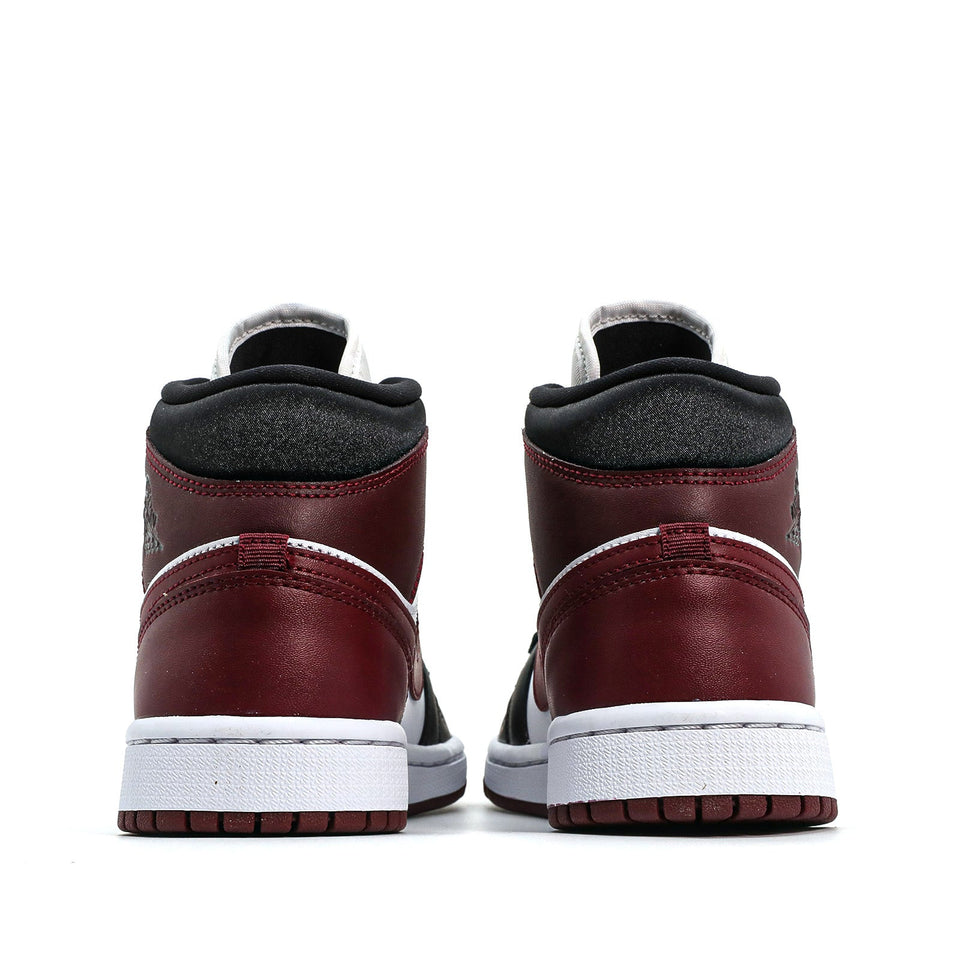 Womens WMNS Air Jordan 1 Mid SE Gold Pendants CZ4385-016 01