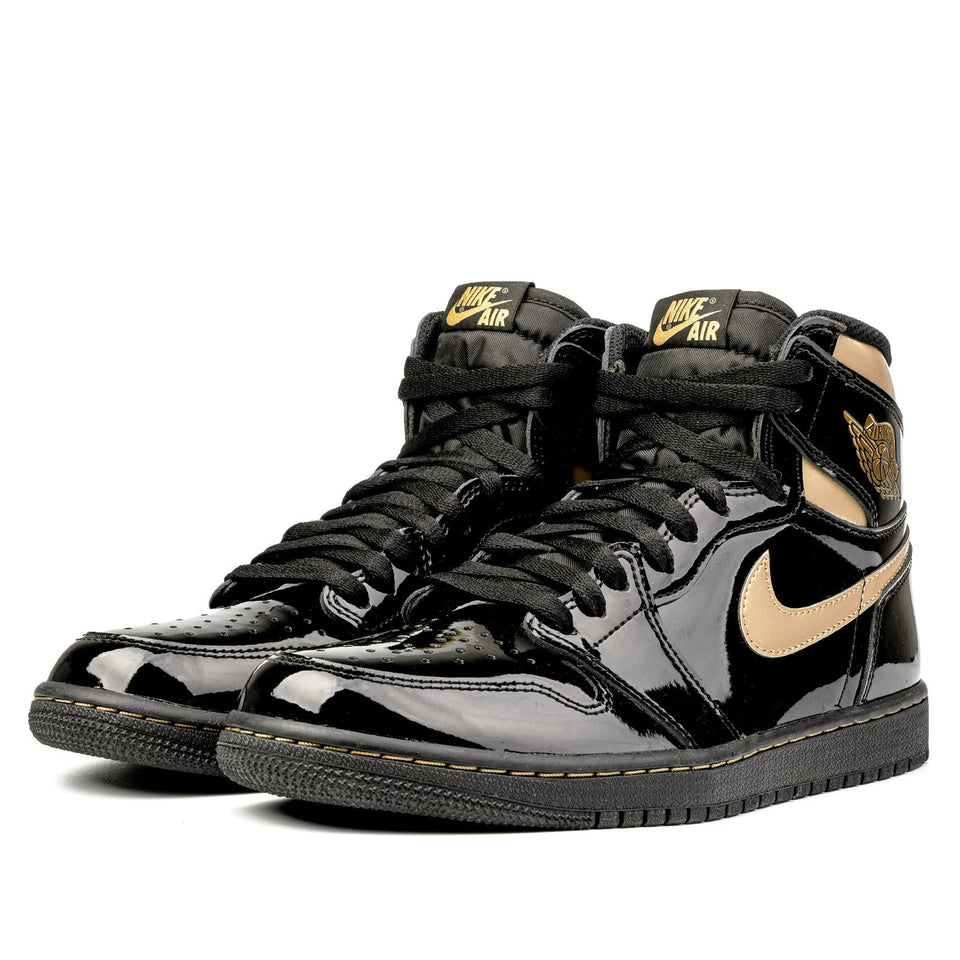 Nike Air Jordan 1 Retro High OG Black Metallic Gold 555088-032 01