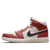 Air Jordan 1 Mid DM9601-200 01