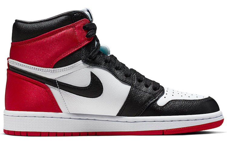 Womens WMNS Air Jordan 1 High OG Satin Black Toe CD0461-016 01