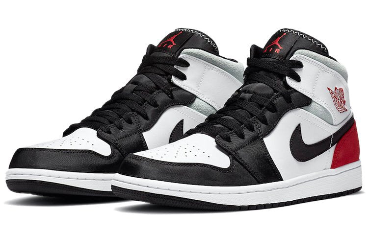 Nike Air Jordan 1 Mid SE Union Black Toe 852542-100 01