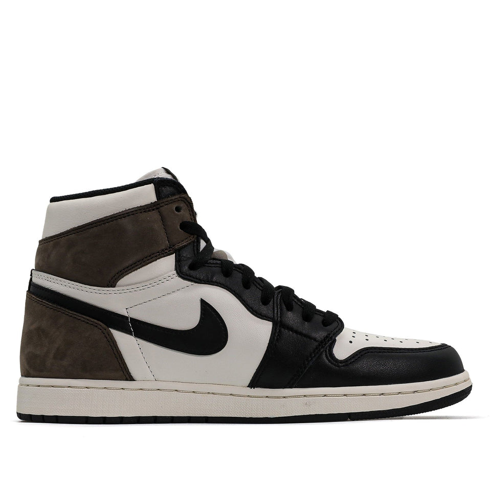 Nike Air Jordan 1 Retro High OG Black Mocha 555088-105 01