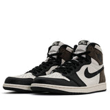 Nike Air Jordan 1 Retro High OG Black Mocha 555088-105 01
