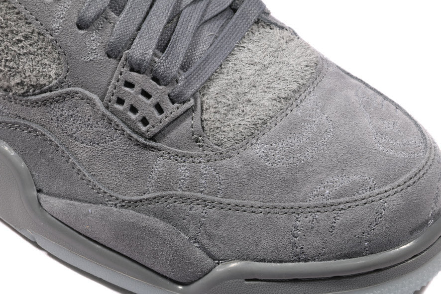 Nike Air Jordan 4 Retro KAWS 930155-003 01