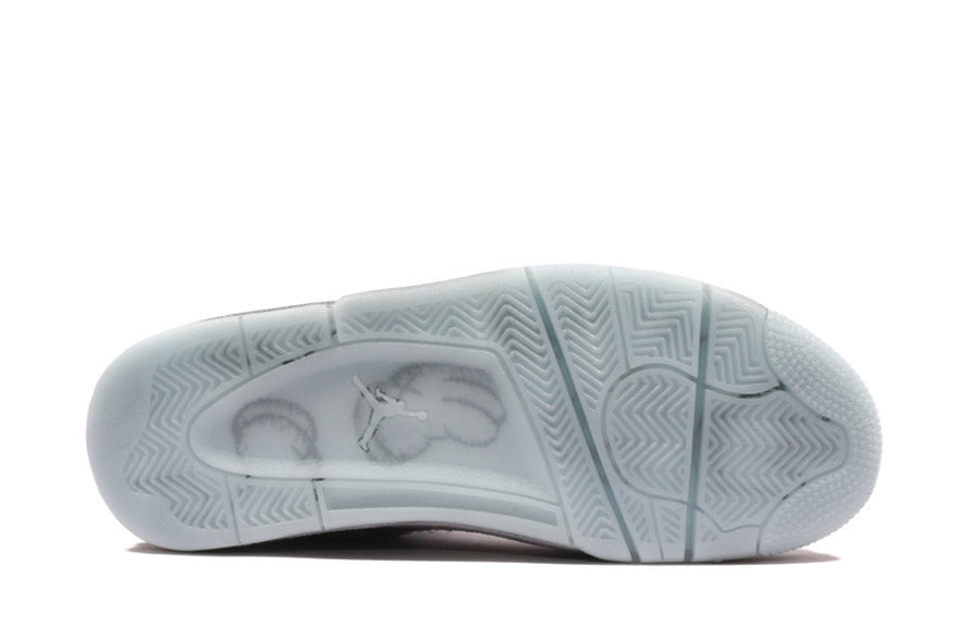 Nike Air Jordan 4 Retro KAWS 930155-003 01