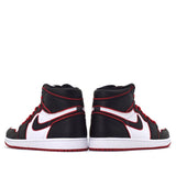 Nike Air Jordan 1 Retro High OG Bloodlines 555088-062 01