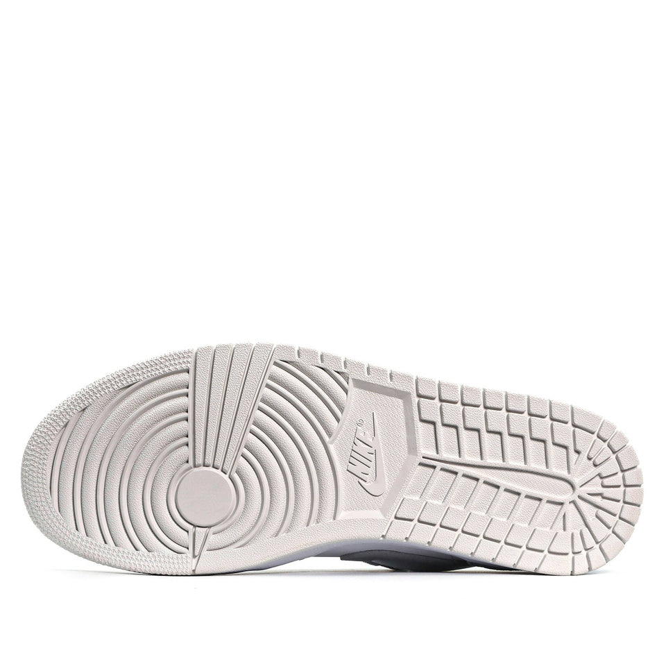 Nike Air Jordan 1 Low Paris CV3043-100 01