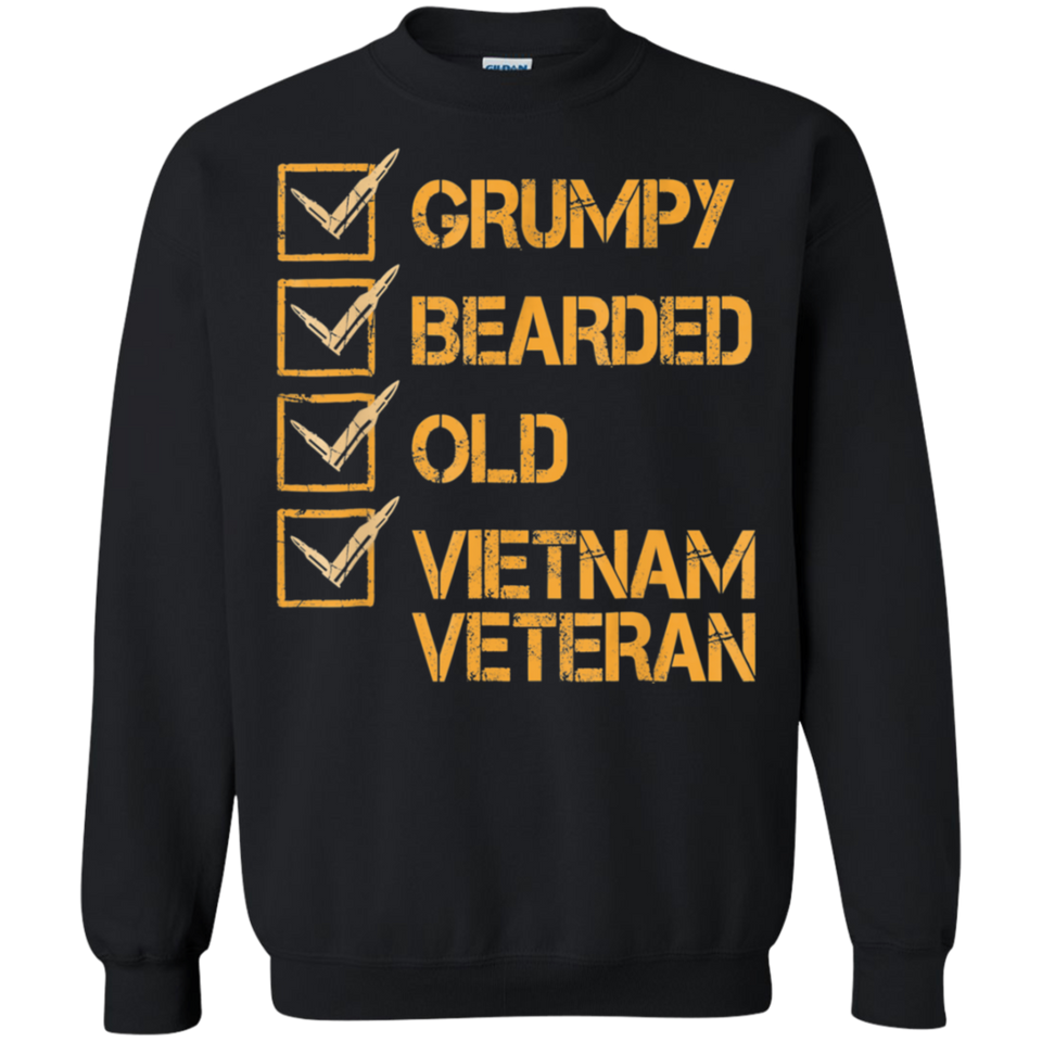 Men's Funny Veteran Shirt Grumpy Old Vietnam Veteran T-shirt Gift