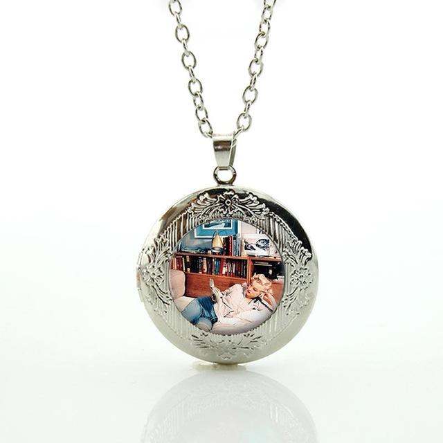 Vintage Elvis Presley locket Pendant The King Rock Jewelry Marilyn Monroe Audrey Hepburn